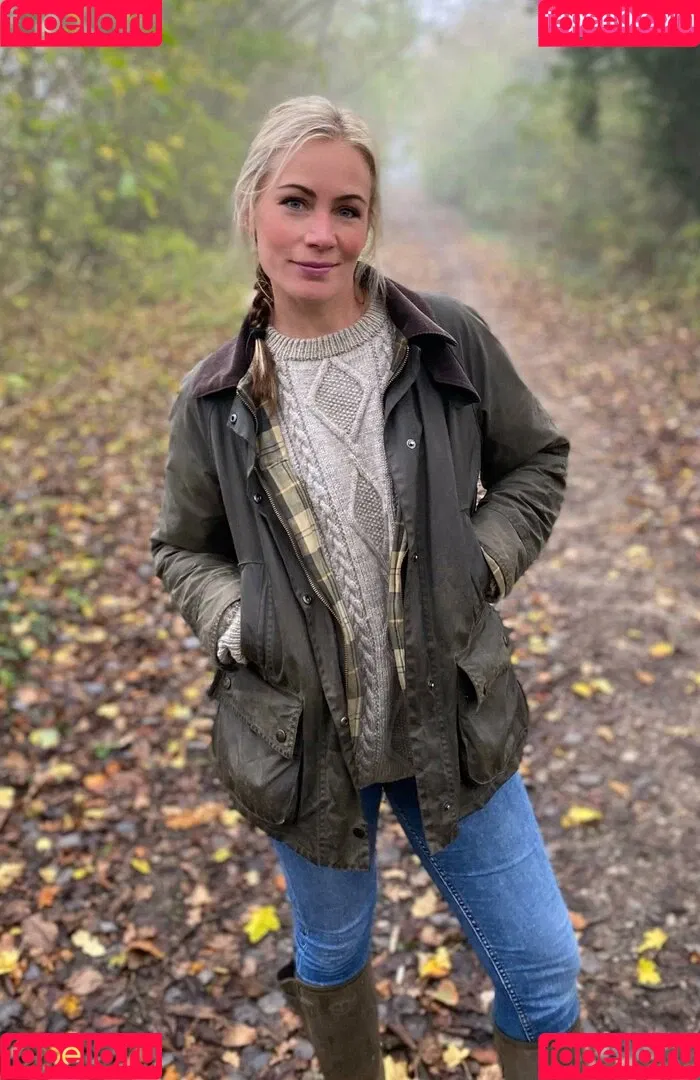 FoxyViking Onlyfans Photo Gallery 