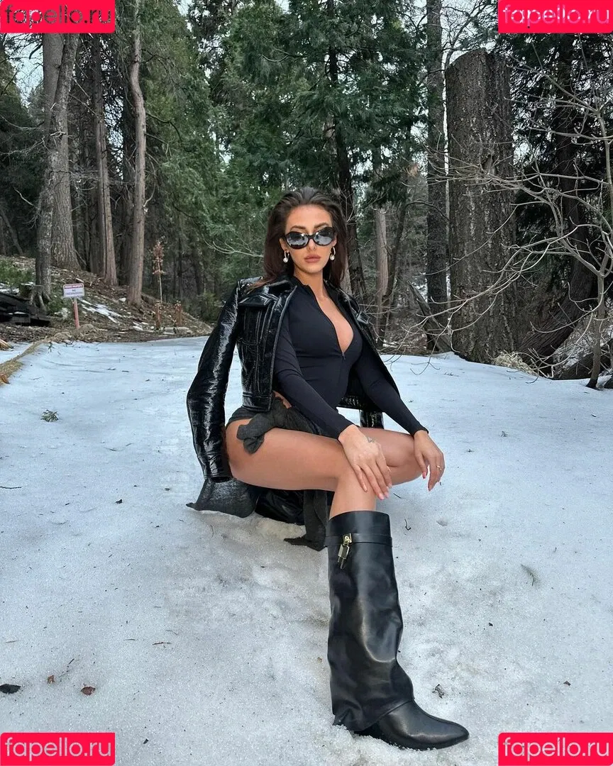 Chloe Veitch Onlyfans Photo Gallery 