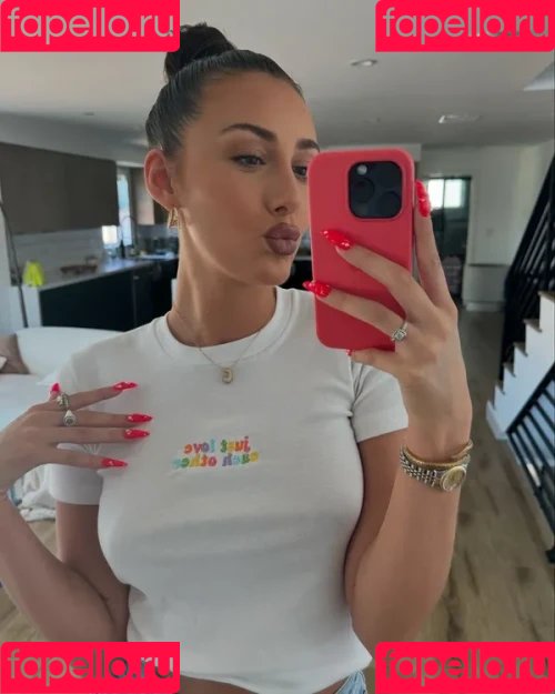 Chloe Veitch Onlyfans Photo Gallery 
