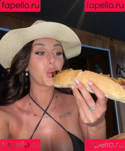 Chloe Veitch Onlyfans Photo Gallery 