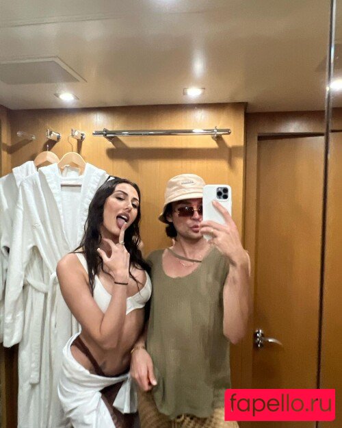 Chloe Veitch Onlyfans Photo Gallery 