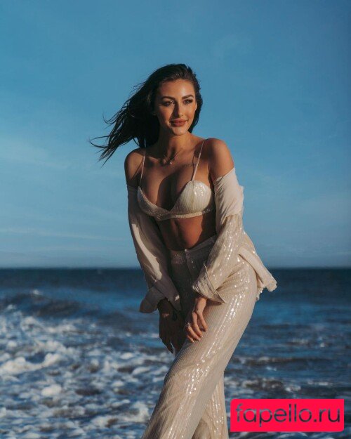 Chloe Veitch Onlyfans Photo Gallery 