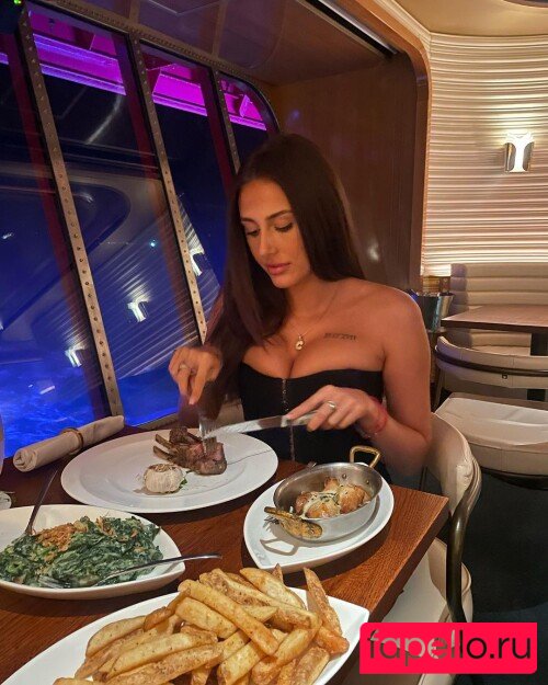 Chloe Veitch Onlyfans Photo Gallery 