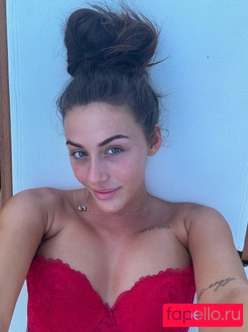Chloe Veitch Onlyfans Photo Gallery 