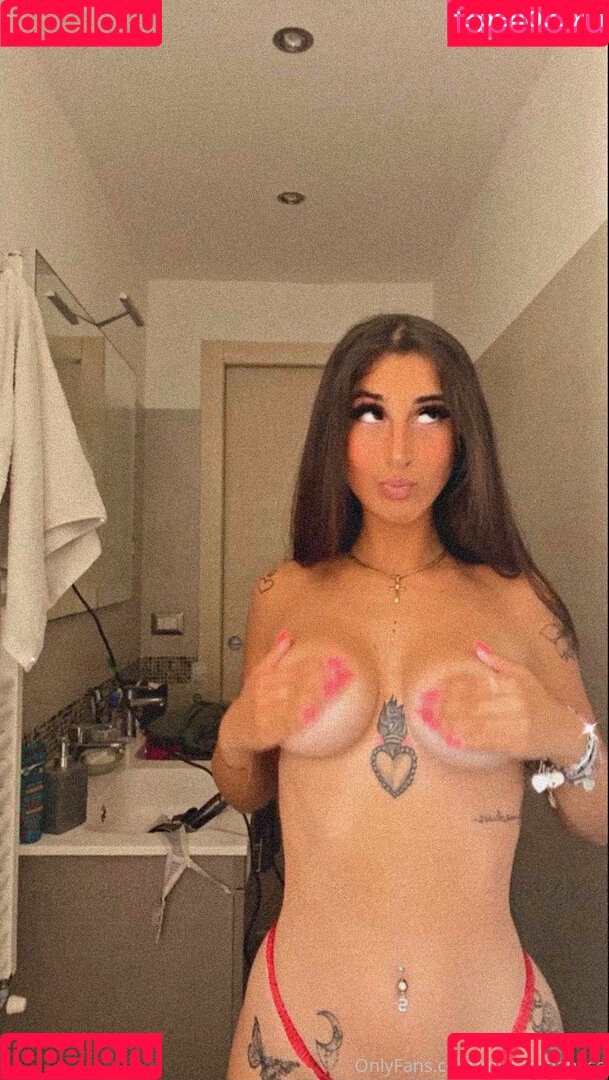 Myriam Danese Onlyfans Photo Gallery 