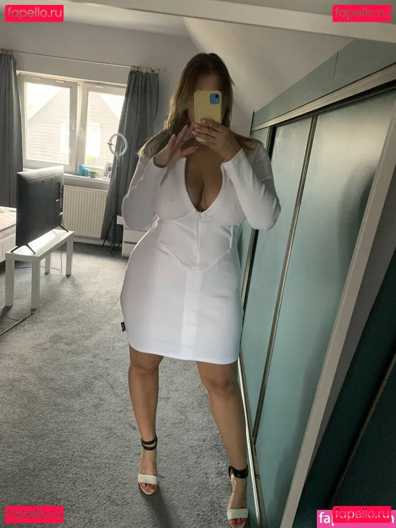 Trisone Onlyfans Photo Gallery 