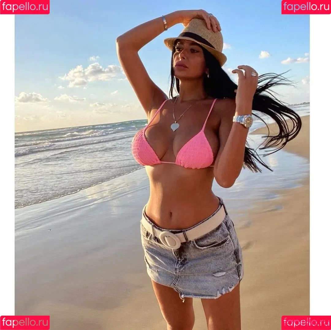 Daniella Pariente Onlyfans Photo Gallery 