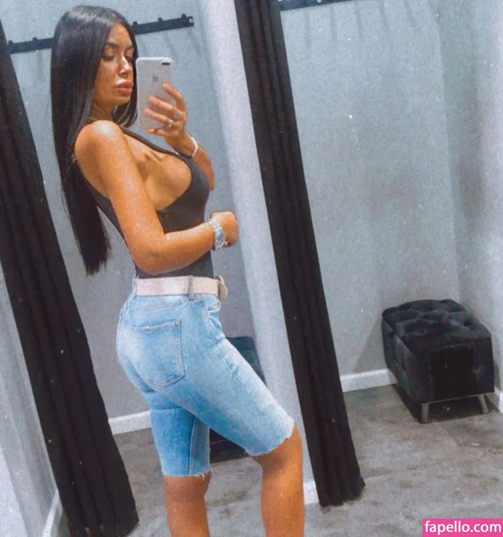 Daniella Pariente Onlyfans Photo Gallery 