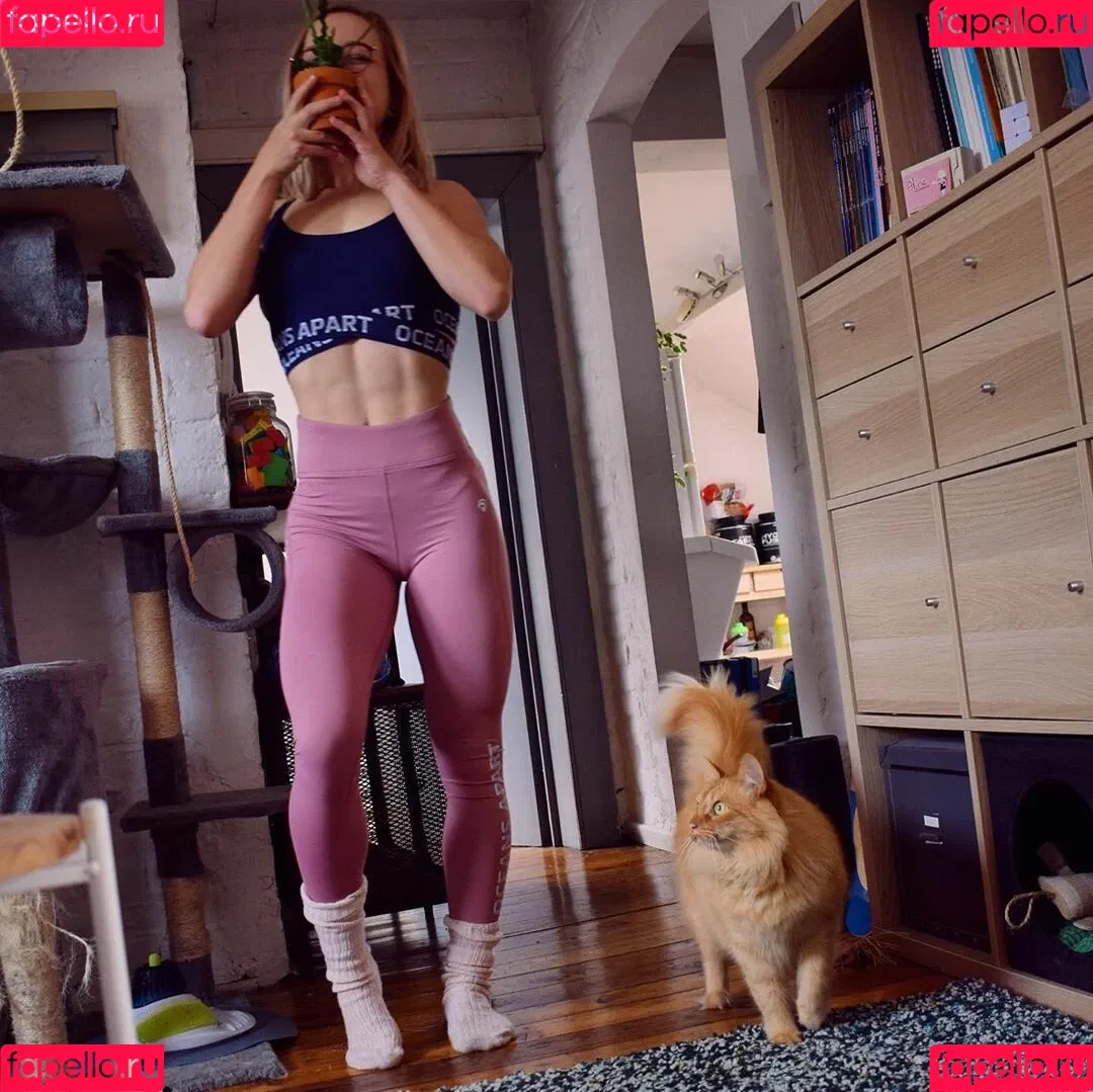 Aline Dessine Onlyfans Photo Gallery 