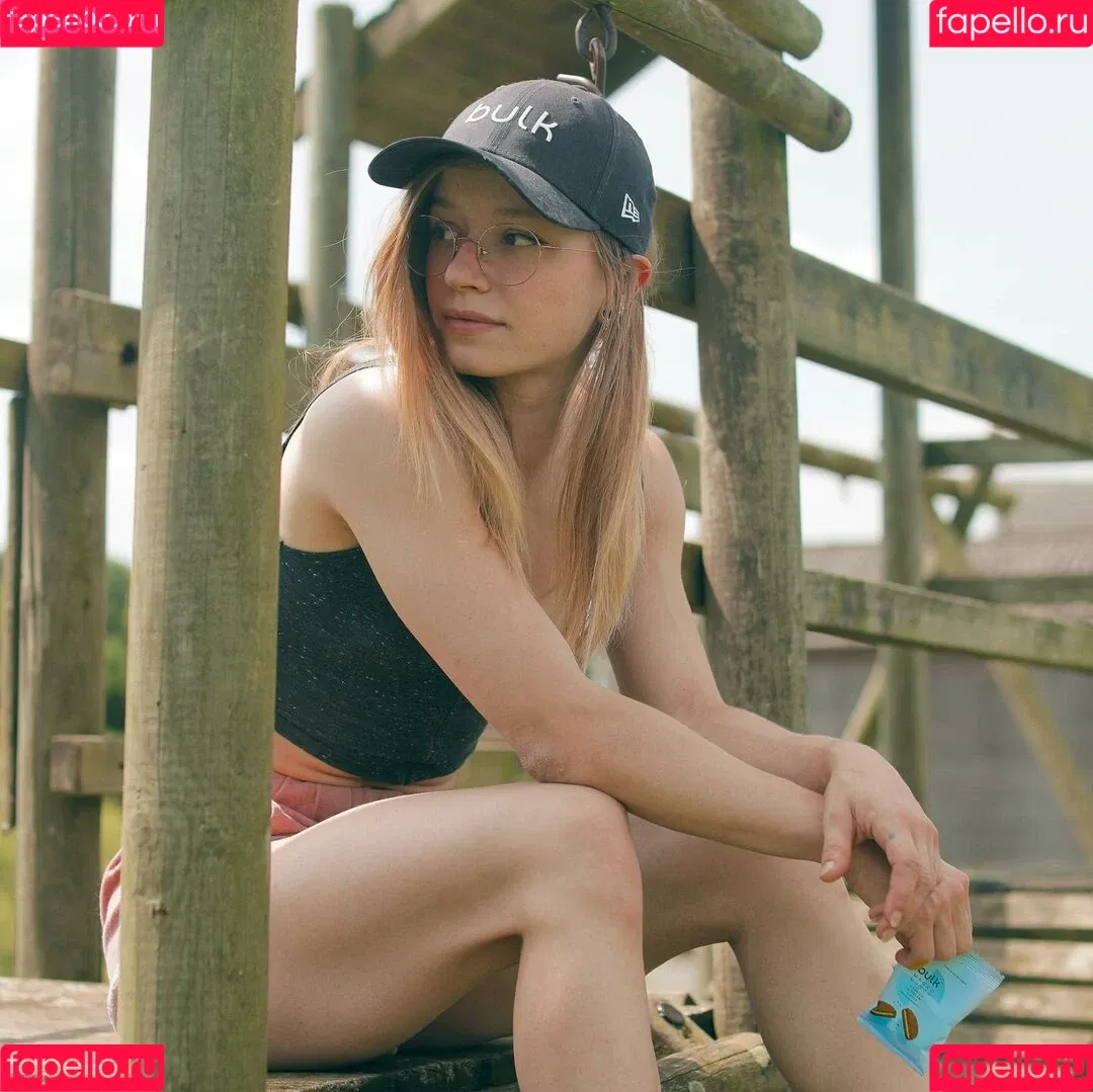 Aline Dessine Onlyfans Photo Gallery 