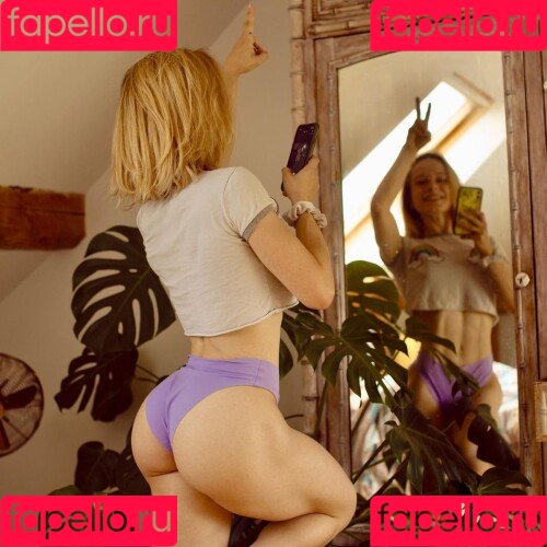 Aline Dessine Onlyfans Photo Gallery 