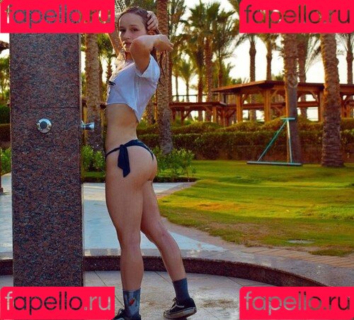 Aline Dessine Onlyfans Photo Gallery 