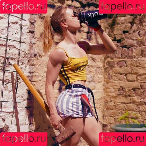 Aline Dessine Onlyfans Photo Gallery 