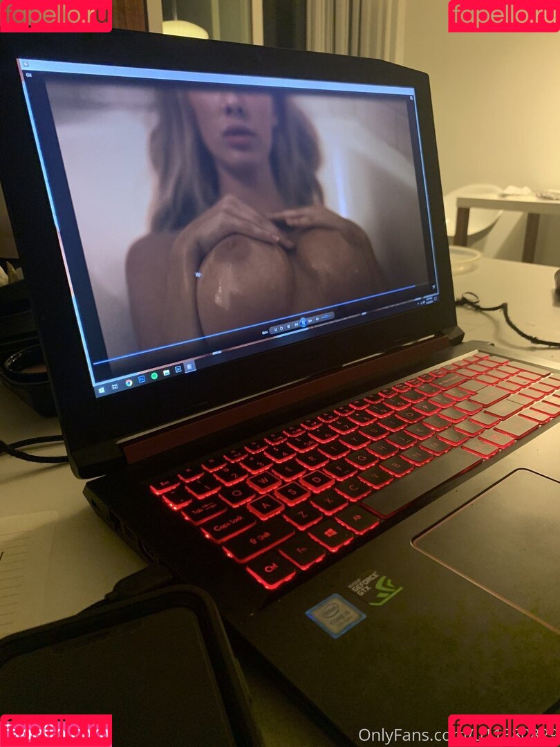 radkaylen Onlyfans Photo Gallery 