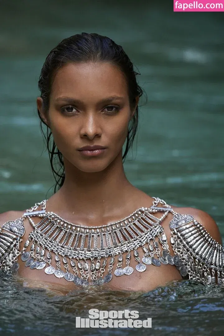 Lais Ribeiro Onlyfans Photo Gallery 