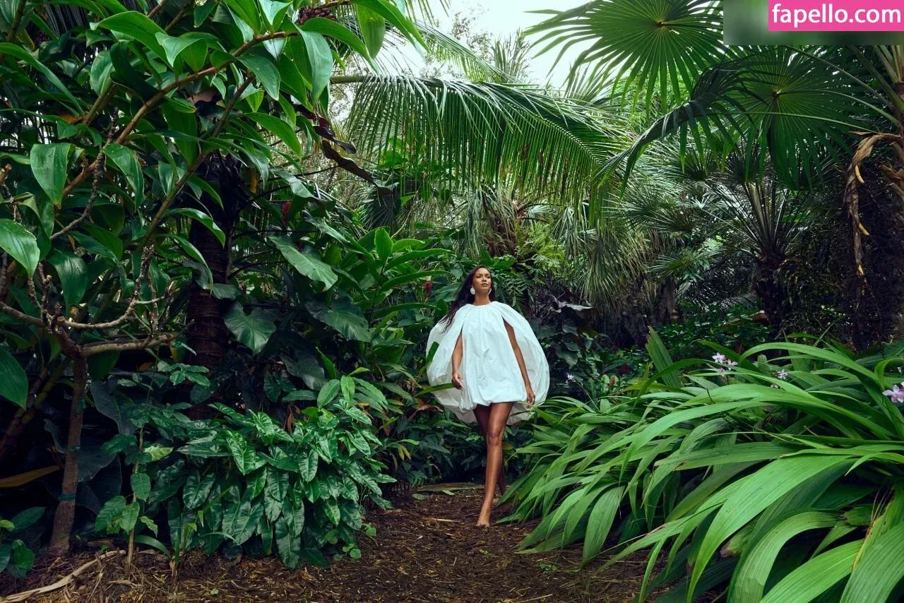 Lais Ribeiro Onlyfans Photo Gallery 