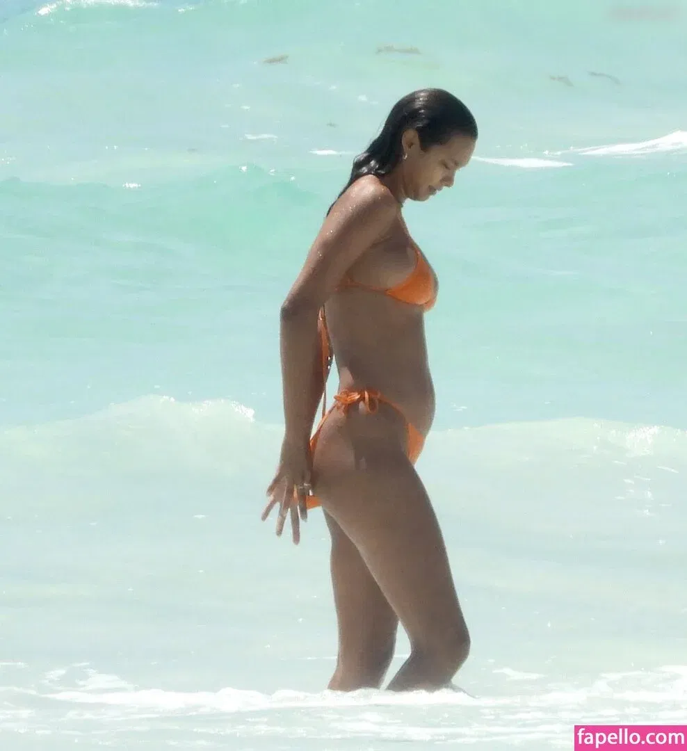 Lais Ribeiro Onlyfans Photo Gallery 