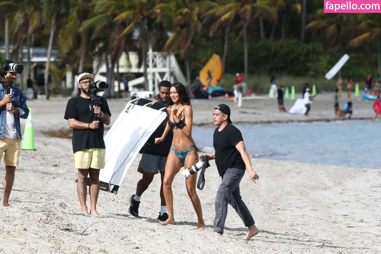 Lais Ribeiro Onlyfans Photo Gallery 