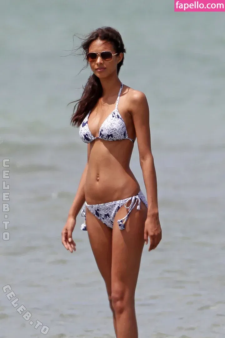 Lais Ribeiro Onlyfans Photo Gallery 