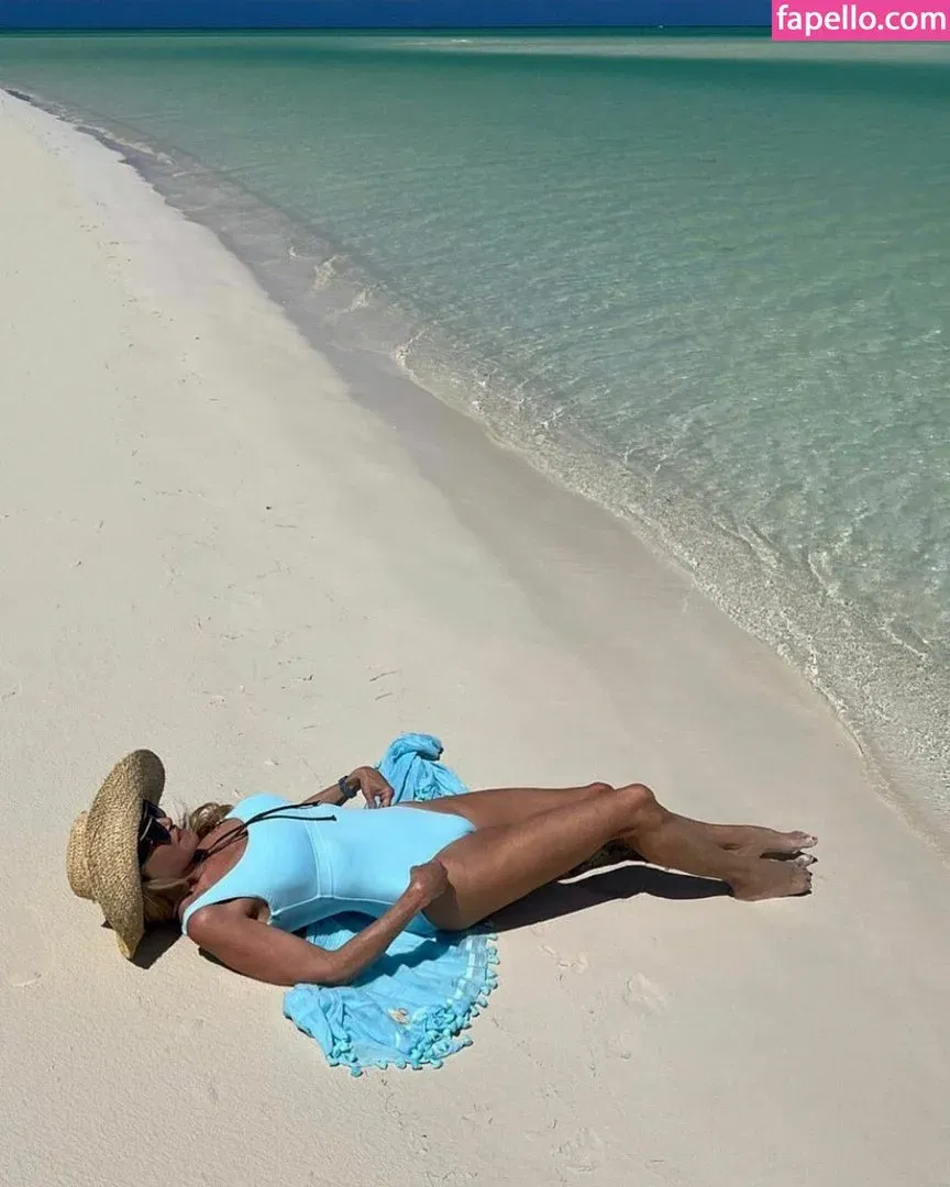 Christie Brinkley Onlyfans Photo Gallery 