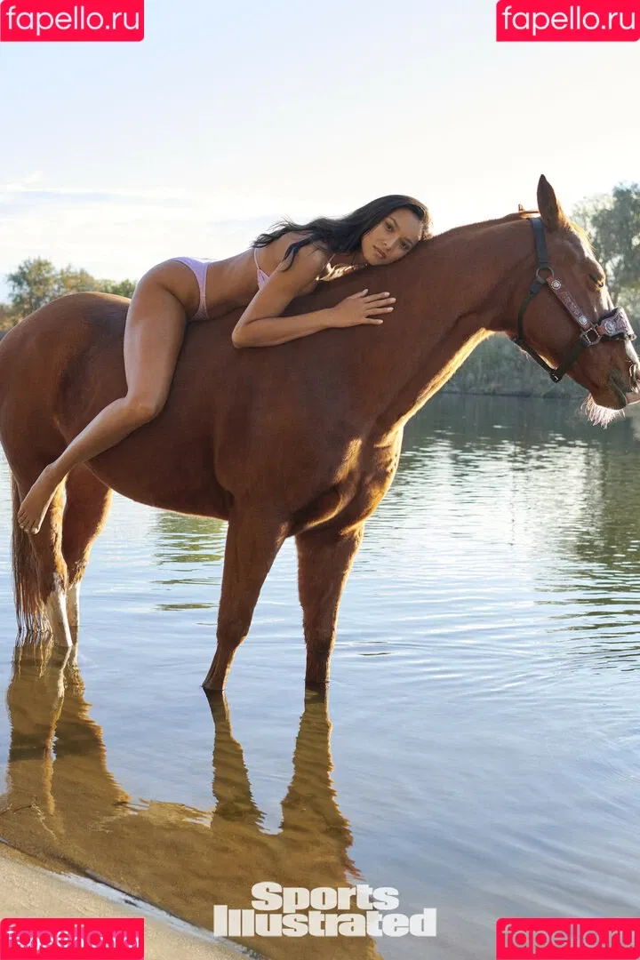 Lais Ribeiro Onlyfans Photo Gallery 