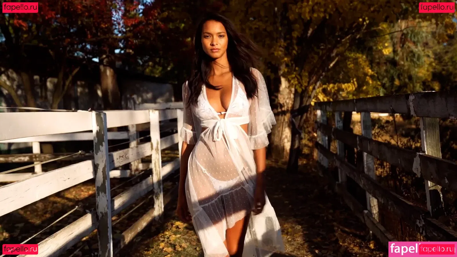 Lais Ribeiro Onlyfans Photo Gallery 