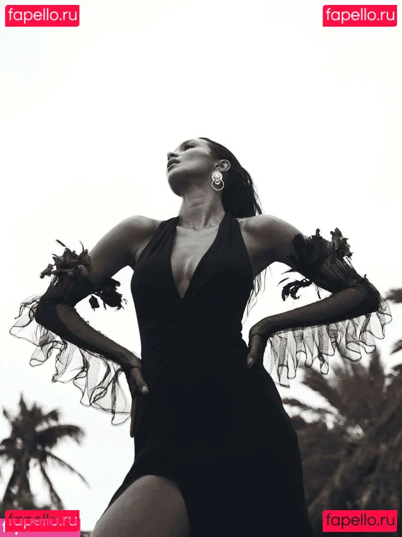 Lais Ribeiro Onlyfans Photo Gallery 