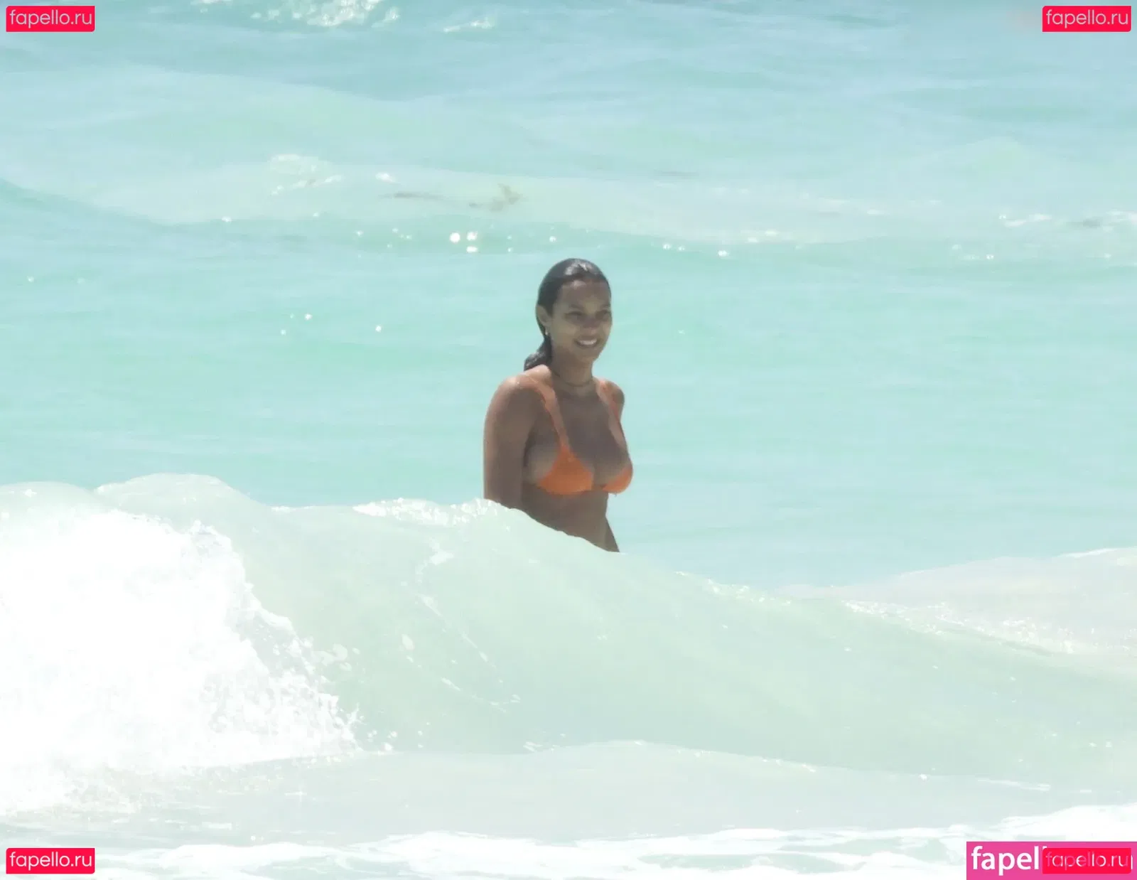 Lais Ribeiro Onlyfans Photo Gallery 