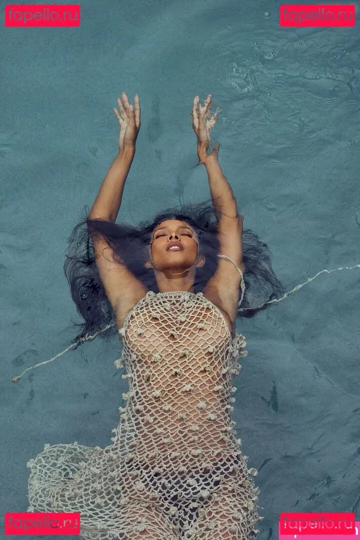 Lais Ribeiro Onlyfans Photo Gallery 