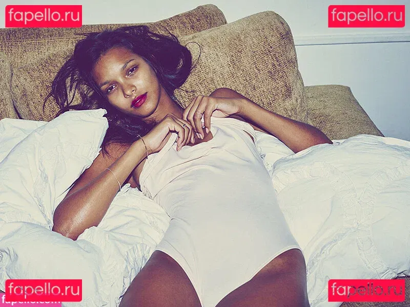 Lais Ribeiro Onlyfans Photo Gallery 