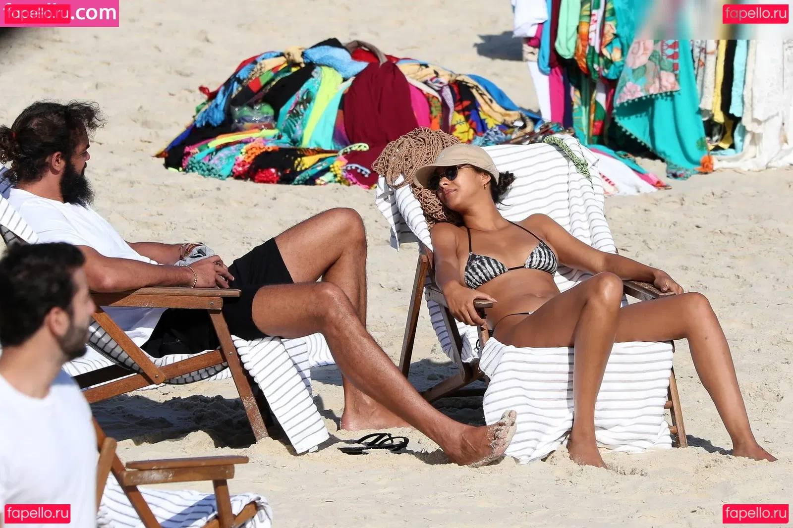 Lais Ribeiro Onlyfans Photo Gallery 