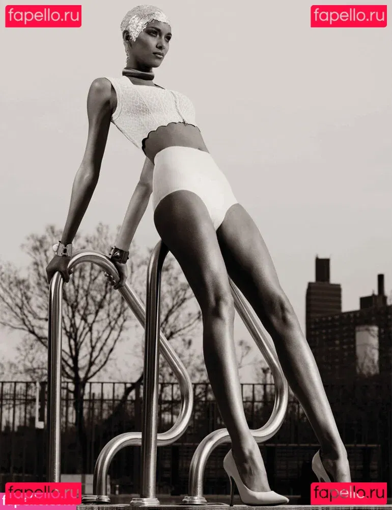 Lais Ribeiro Onlyfans Photo Gallery 