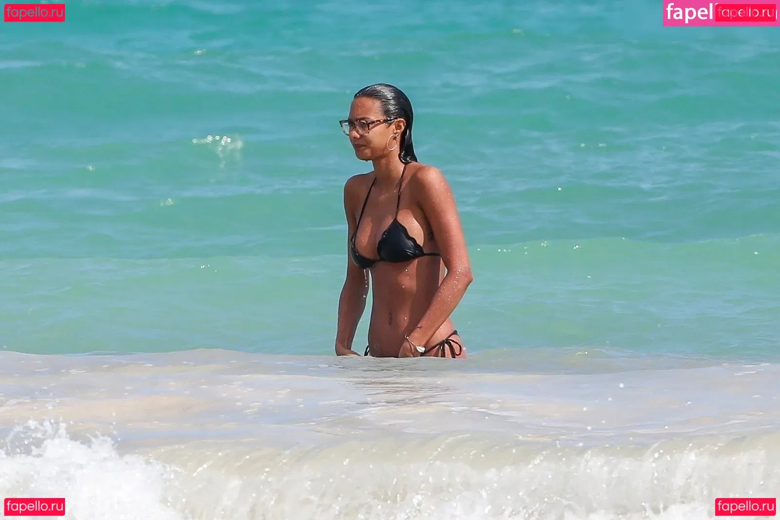 Lais Ribeiro Onlyfans Photo Gallery 