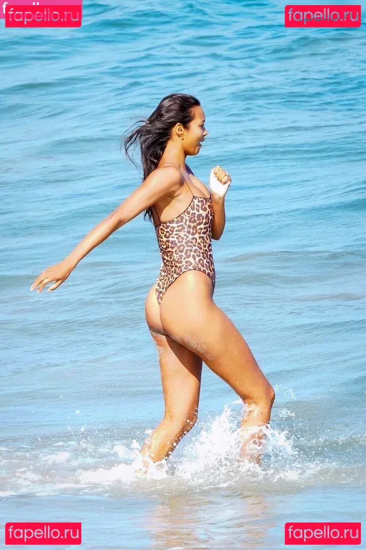 Lais Ribeiro Onlyfans Photo Gallery 