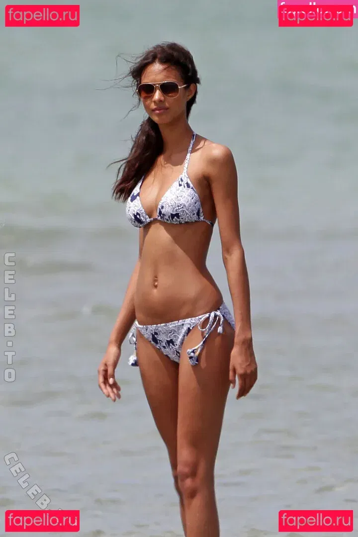 Lais Ribeiro Onlyfans Photo Gallery 