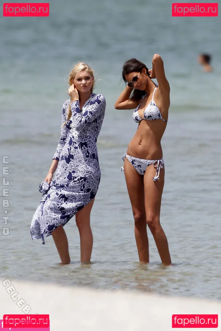 Lais Ribeiro Onlyfans Photo Gallery 