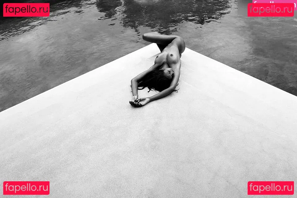 Lais Ribeiro Onlyfans Photo Gallery 