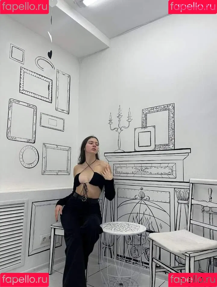 Stefania Deriabina Onlyfans Photo Gallery 