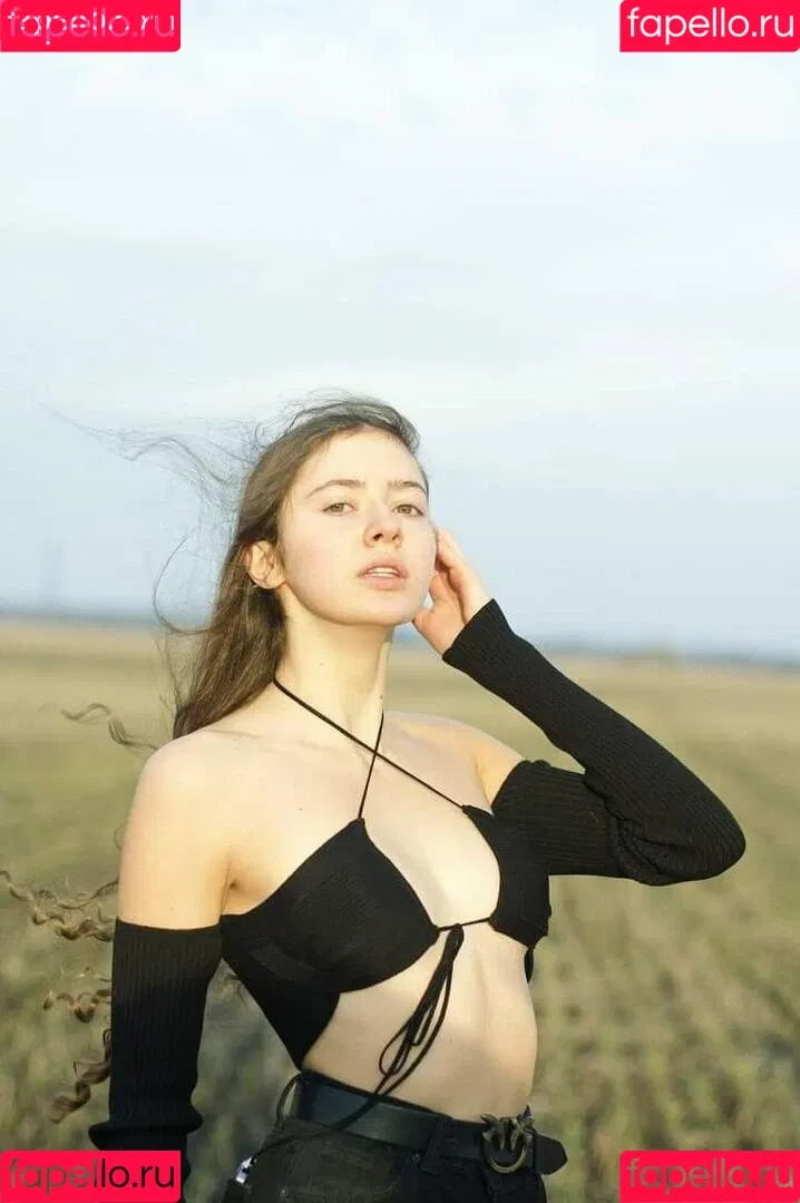 Stefania Deriabina Onlyfans Photo Gallery 