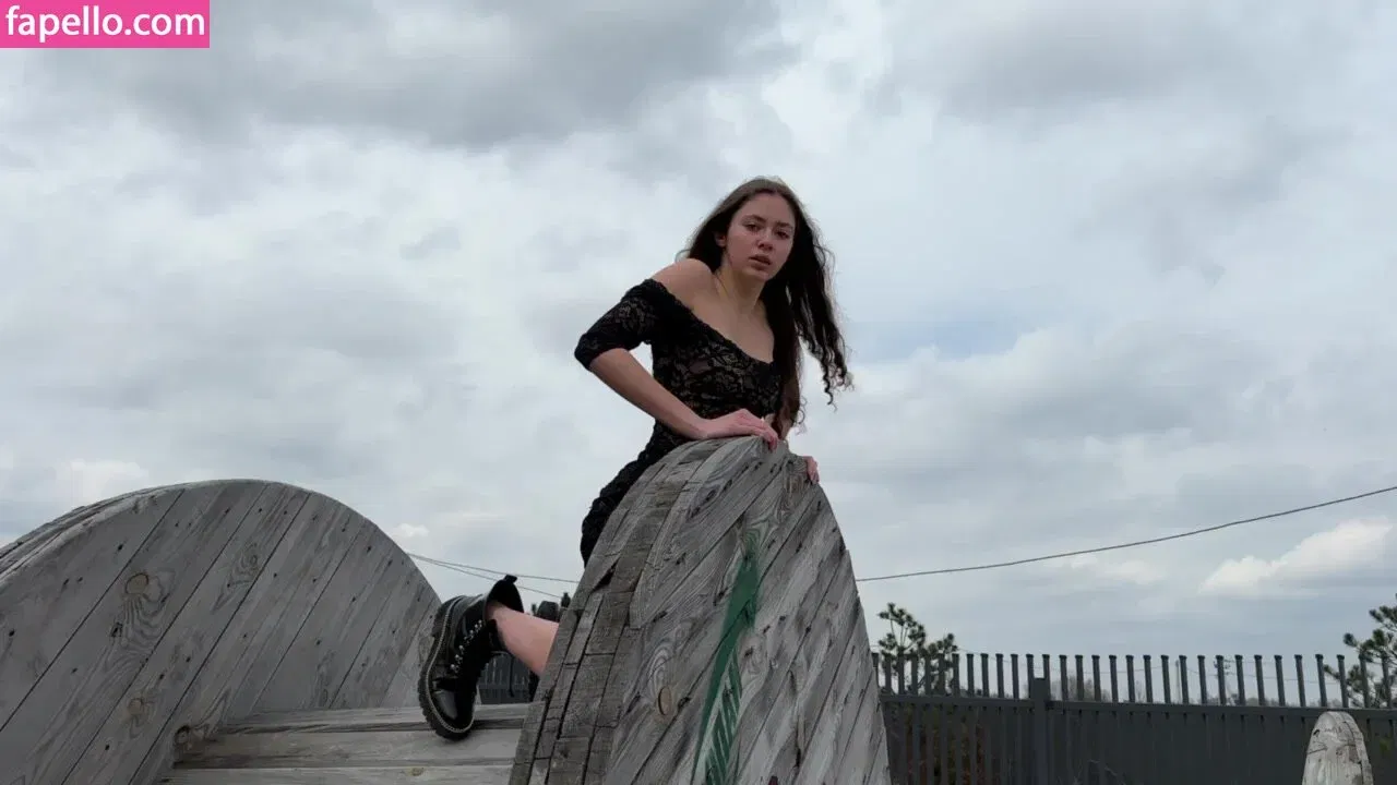 Stefania Deriabina Onlyfans Photo Gallery 