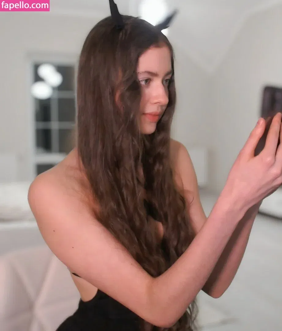 Stefania Deriabina Onlyfans Photo Gallery 