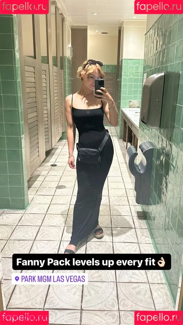 KallMeKris Onlyfans Photo Gallery 
