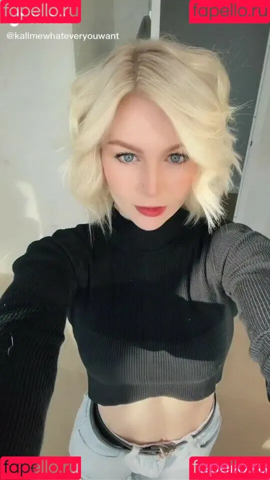 KallMeKris Onlyfans Photo Gallery 