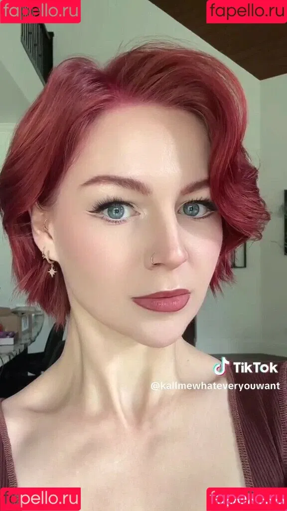 KallMeKris Onlyfans Photo Gallery 