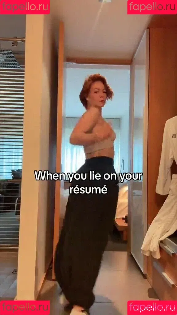 KallMeKris Onlyfans Photo Gallery 