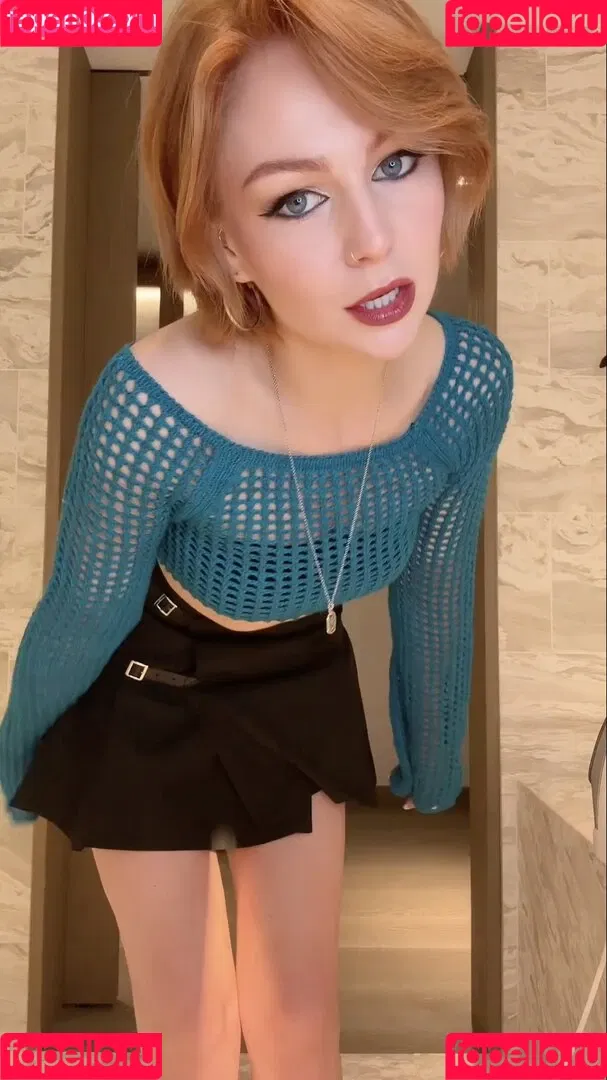 KallMeKris Onlyfans Photo Gallery 