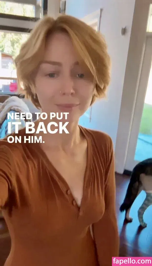 KallMeKris Onlyfans Photo Gallery 