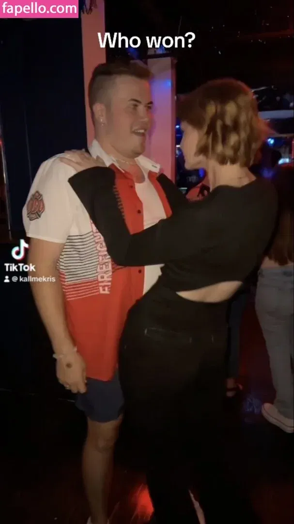 KallMeKris Onlyfans Photo Gallery 