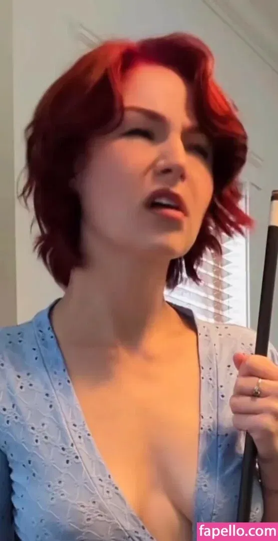 KallMeKris Onlyfans Photo Gallery 