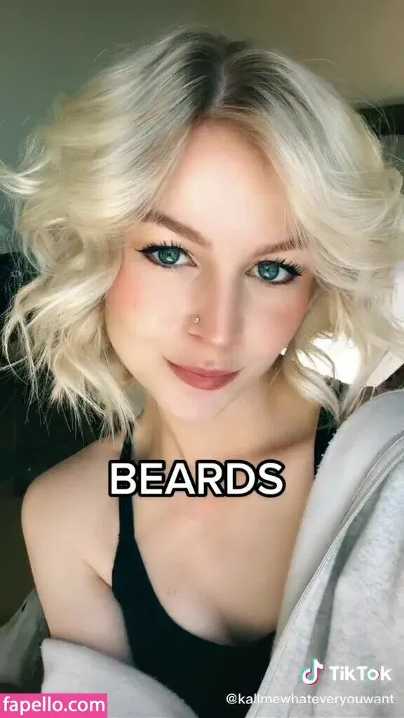 KallMeKris Onlyfans Photo Gallery 